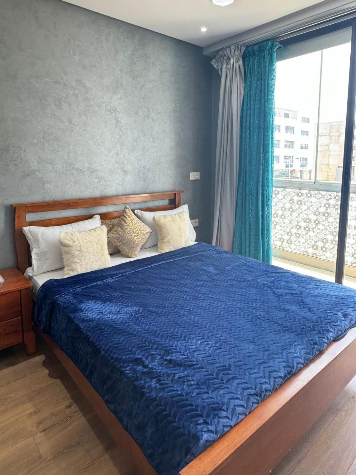 Bay Lux Apartment